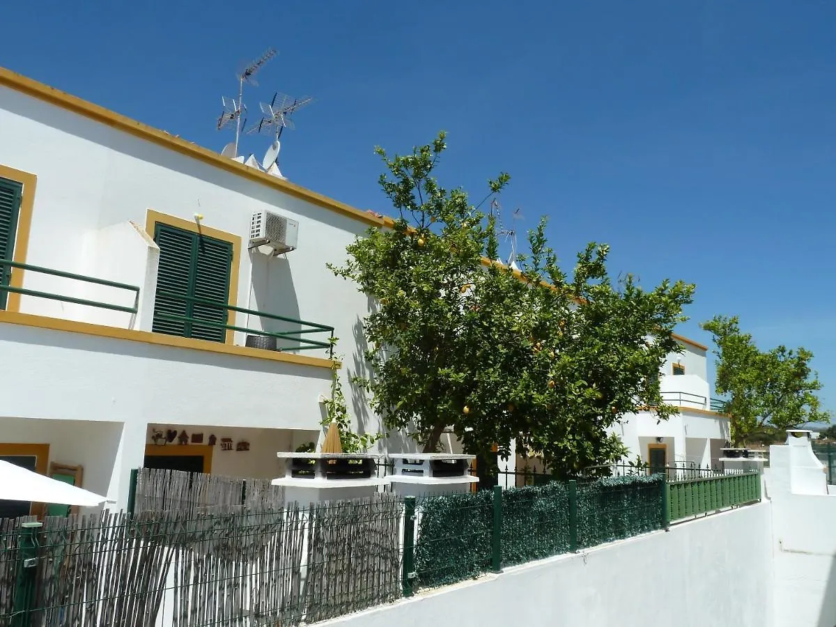 Holiday home Charming House In Vila Nova De Cacela With Garden