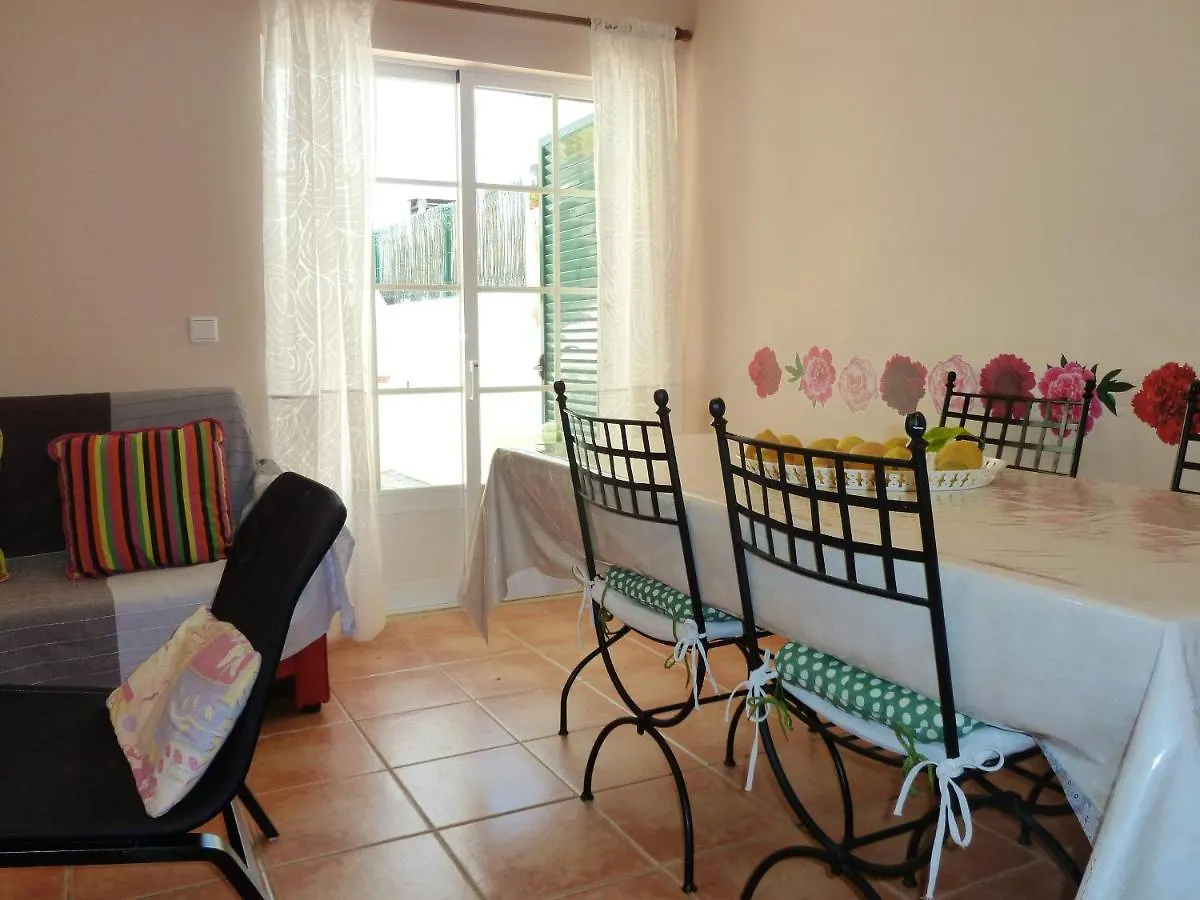 Holiday home Charming House In Vila Nova De Cacela With Garden